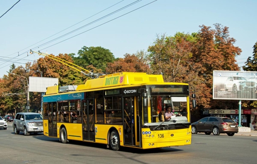 Змінили розклад руху тролейбусів через відключення світла