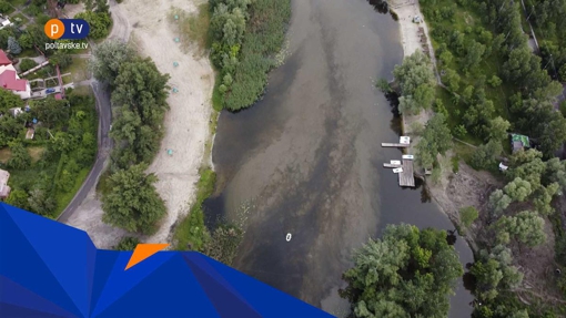 У Ворсклу витікає невідома речовина