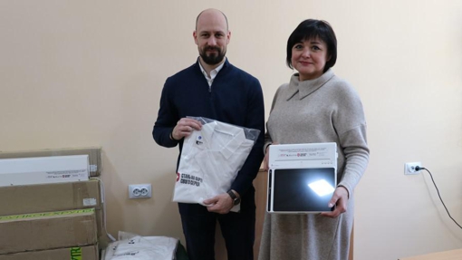 Два полтавських медцентри отримали нове обладнання