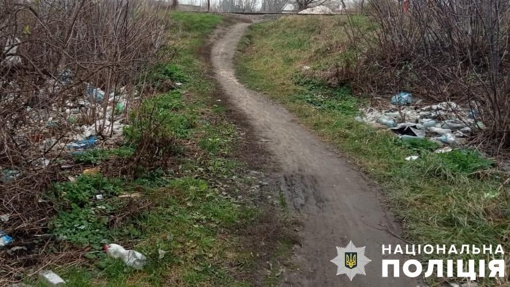 На Полтавщині на смітнику знайшли немовля. ОНОВЛЕНО