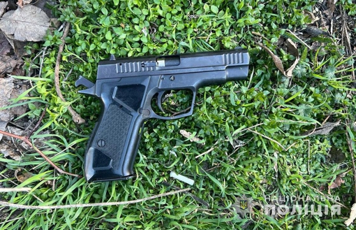 У Кременчуці чоловік стріляв у військового