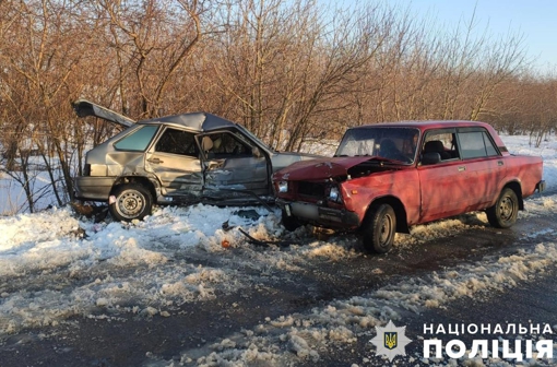 У Полтавській області зіткнулися легковики: жінка та дитина отримали поранення