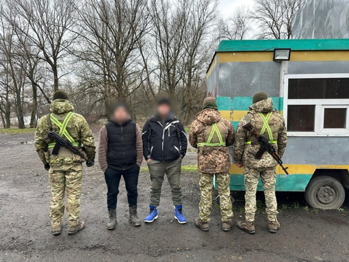 Двоє жителів Полтавщини намагалися незаконно перетнути кордон з Румунією
