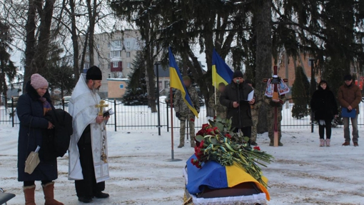 На Полтавщині попрощалися з 29-річним воїном Тарасом Пяткіним