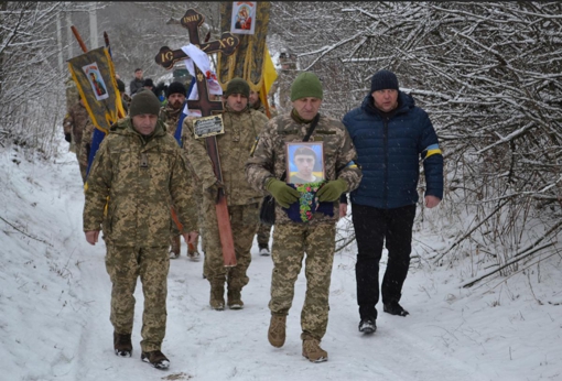 У Полтавській області попрощалися із 33-річним навідником Анатолієм Омельчуком