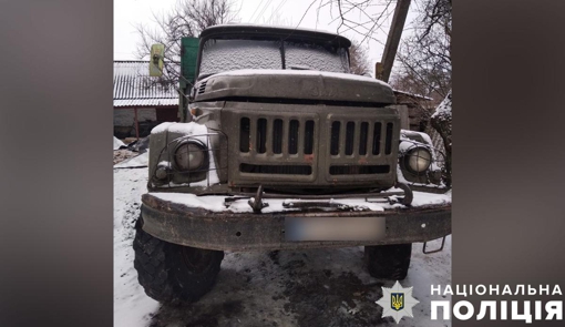 На Полтавщині вантажівка на смерть придавила чоловіка