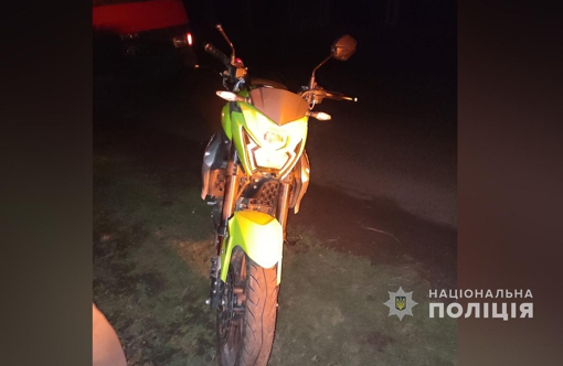 У Полтавській області мотоцикліст врізався у припарковану вантажівку