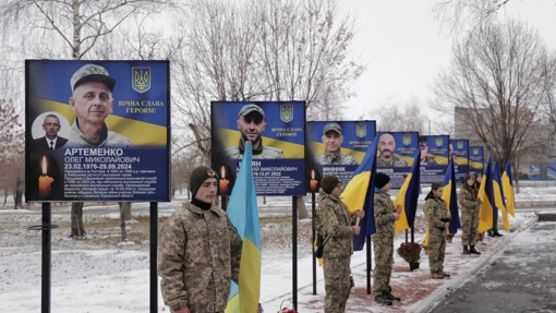 Алеї Героїв: Новоселівська громада вшановує пам’ять захисників України