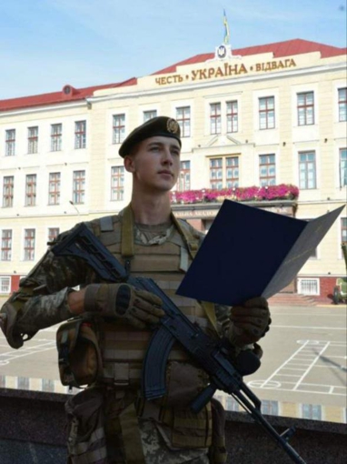 «Командир взводу… Ти уявляєш?» — історія життя і подвигу Володимира Афанас'єва