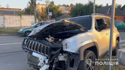 На Полтавщині зіткнулися два легковики та мотоцикл: загинув неповнолітній водій мотоцикла