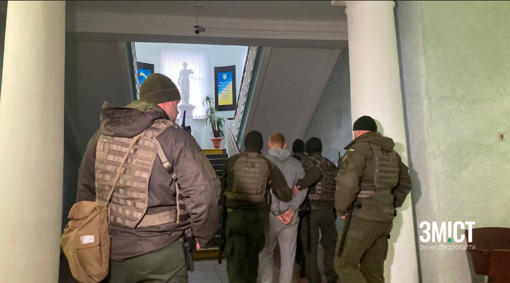 Полтавець, який ображав та плював на військових, залишається під вартою