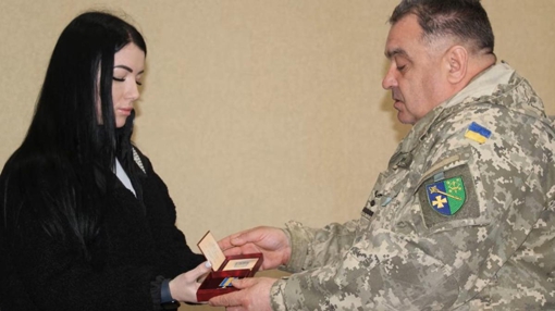 Родині загиблого воїна Андрія Луцая передали його орден "За мужність"