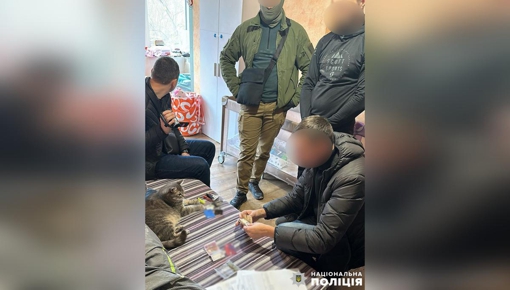 Заробляли близько півмільйона гривень щомісяця: викрили наркоторговців, серед яких – полтавець