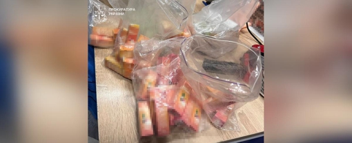 Трьох полтавців підозрюють у незаконному збуті рідин для електронних сигарет