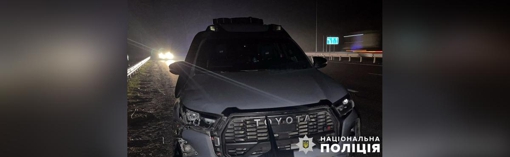 На трасі Київ – Харків позашляховик збив на смерть пенсіонерку