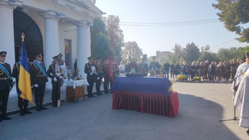 У Полтаві попрощалися з полеглим Героєм Україні Андрієм Орловим