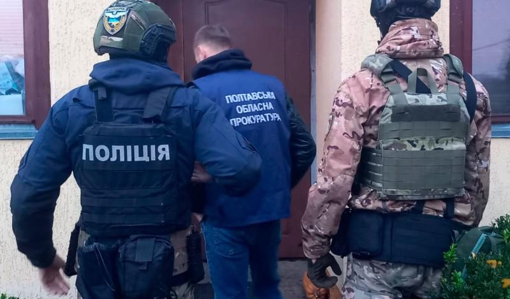 Били, стріляли з револьвера та припікали тіло: у розбої підозрюють трьох жителів Полтавщини. ВІДЕО